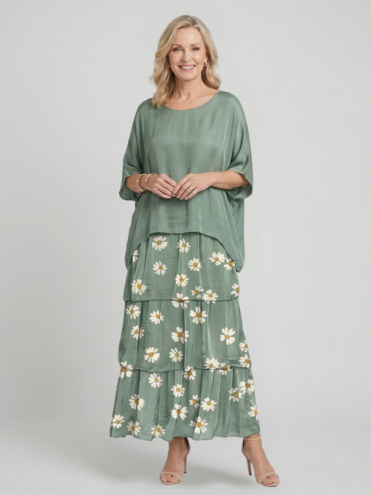 Elegant Flowing Maxi Dress
