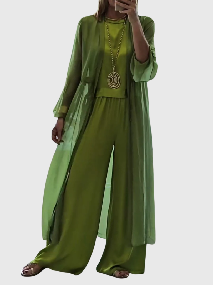Lysoria - Stylish and Cozy Ensemble