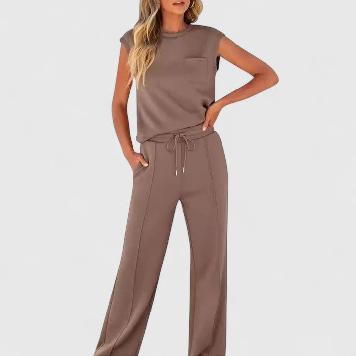 Idina | Cozy Ensemble