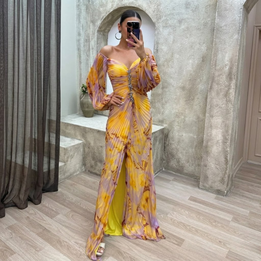 Courtney | Maxi Dress With V-neck And Off-Shoulder design