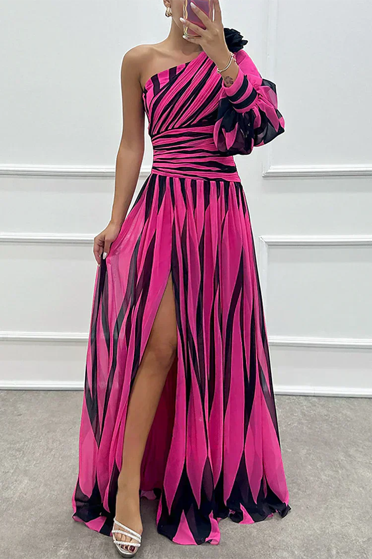 Hazel™ | Elegant Striped Maxi Dress with Off-Shoulder