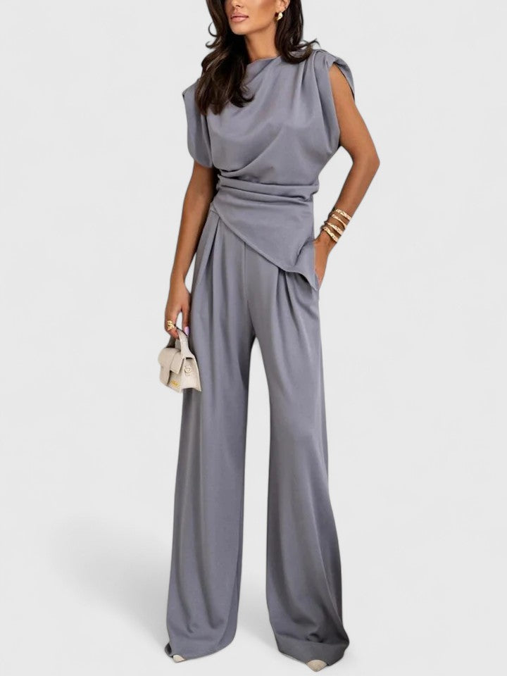 Sharon | Sophisticated Outfit
