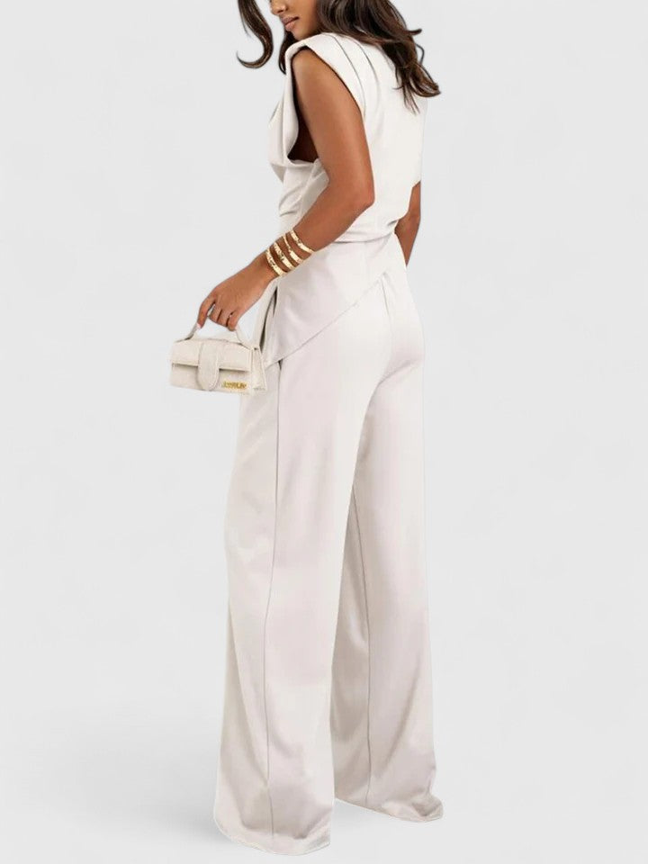 Sharon | Sophisticated Outfit