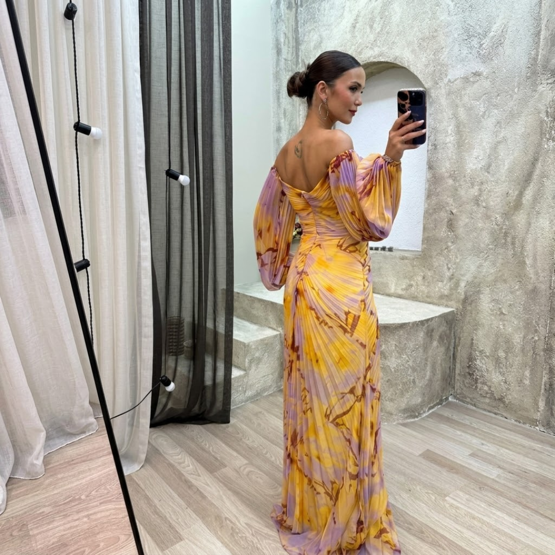 Courtney | Maxi Dress With V-neck And Off-Shoulder design