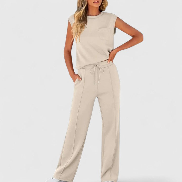 Idina | Cozy Ensemble
