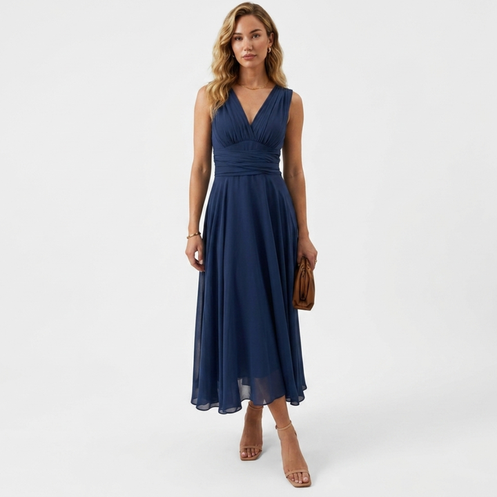 Cora - Dress with Open Back
