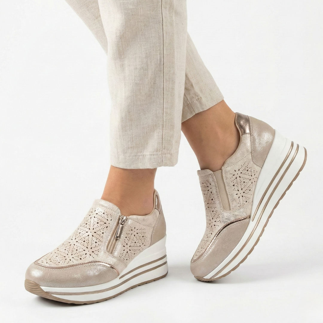 Emily | Sporty Elegance