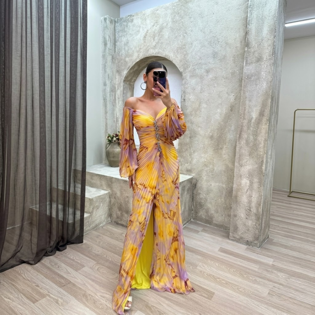 Courtney | Maxi Dress With V-neck And Off-Shoulder design