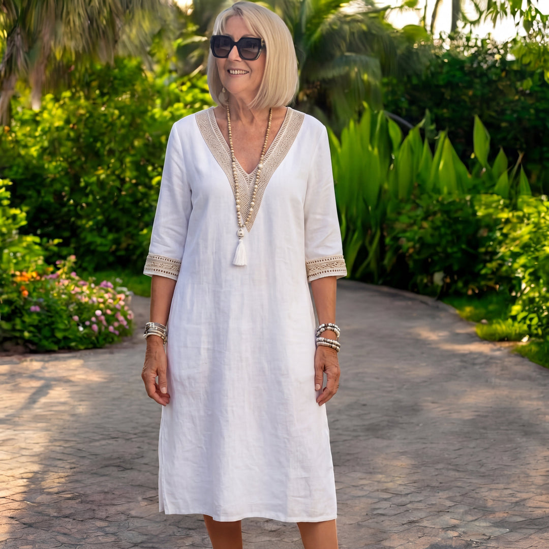 Élisa – Elegant Half-Sleeve Dress with V-Neck