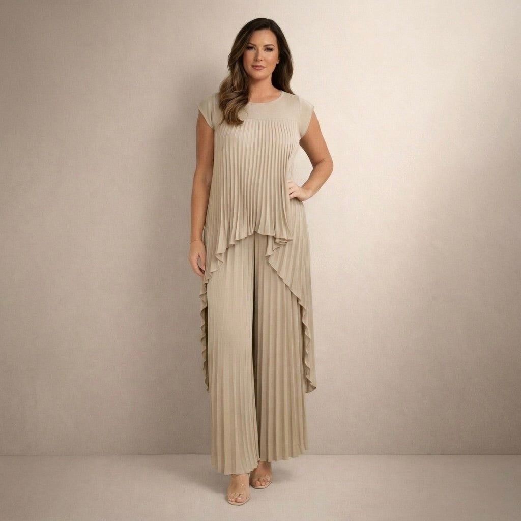 Sophie | Chic Pleated Set