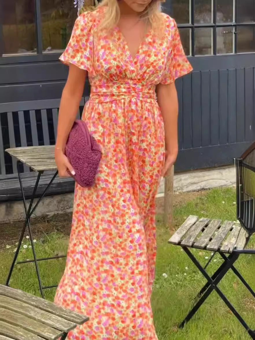 Elis – Long and Flowing Floral Print Dress