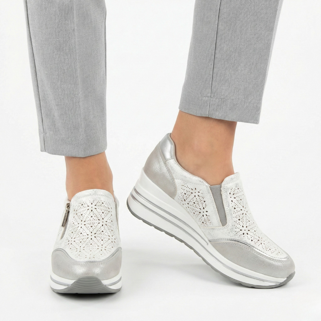 Emily | Sporty Elegance
