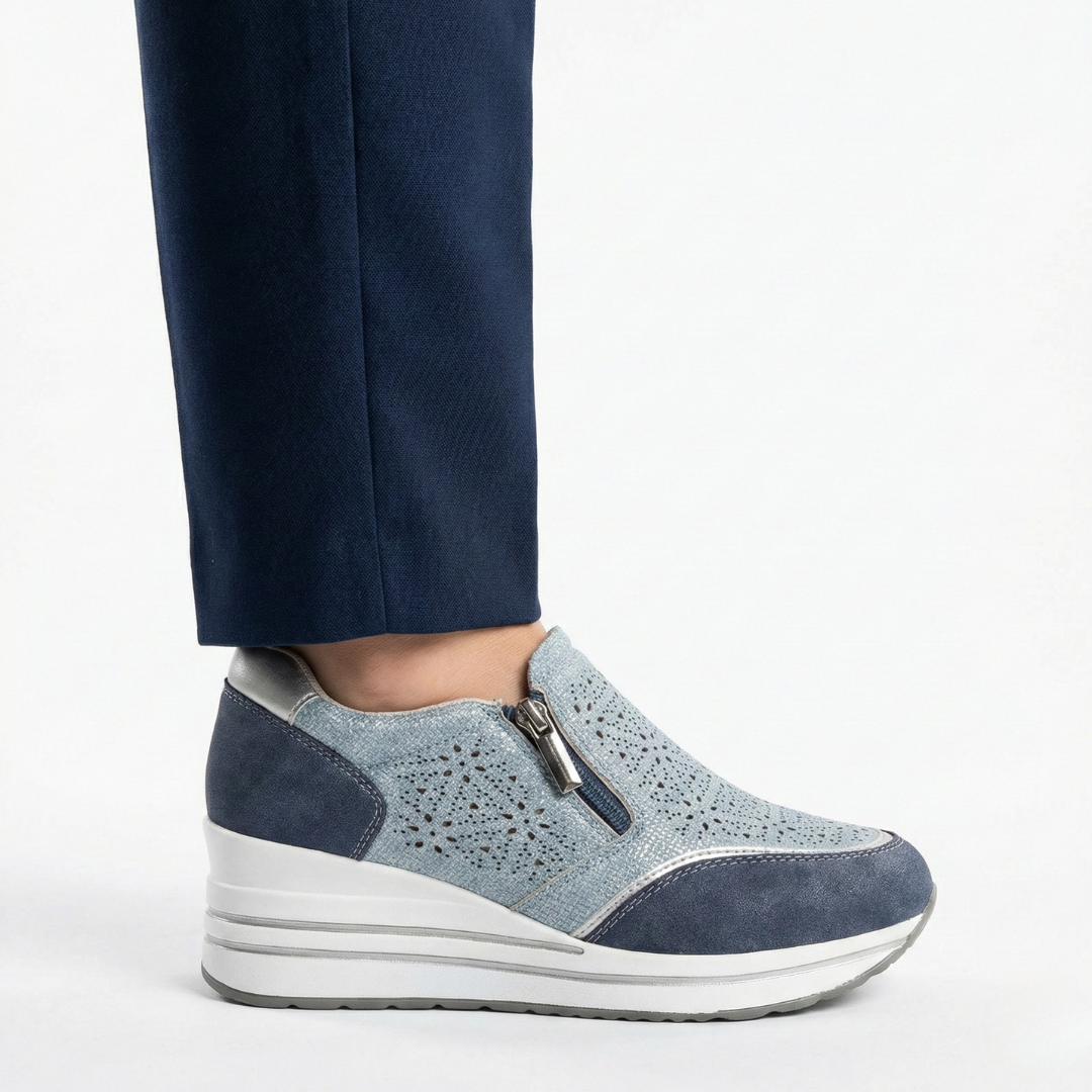 Emily | Sporty Elegance