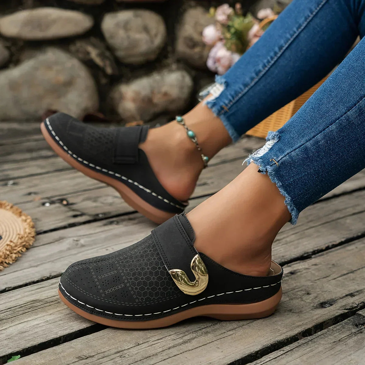 Emily | Chic Wedge Sandals
