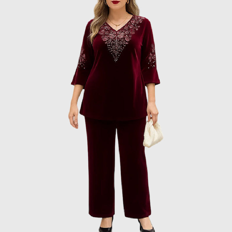 Elvire - Elegant Two-Piece Velvet Set