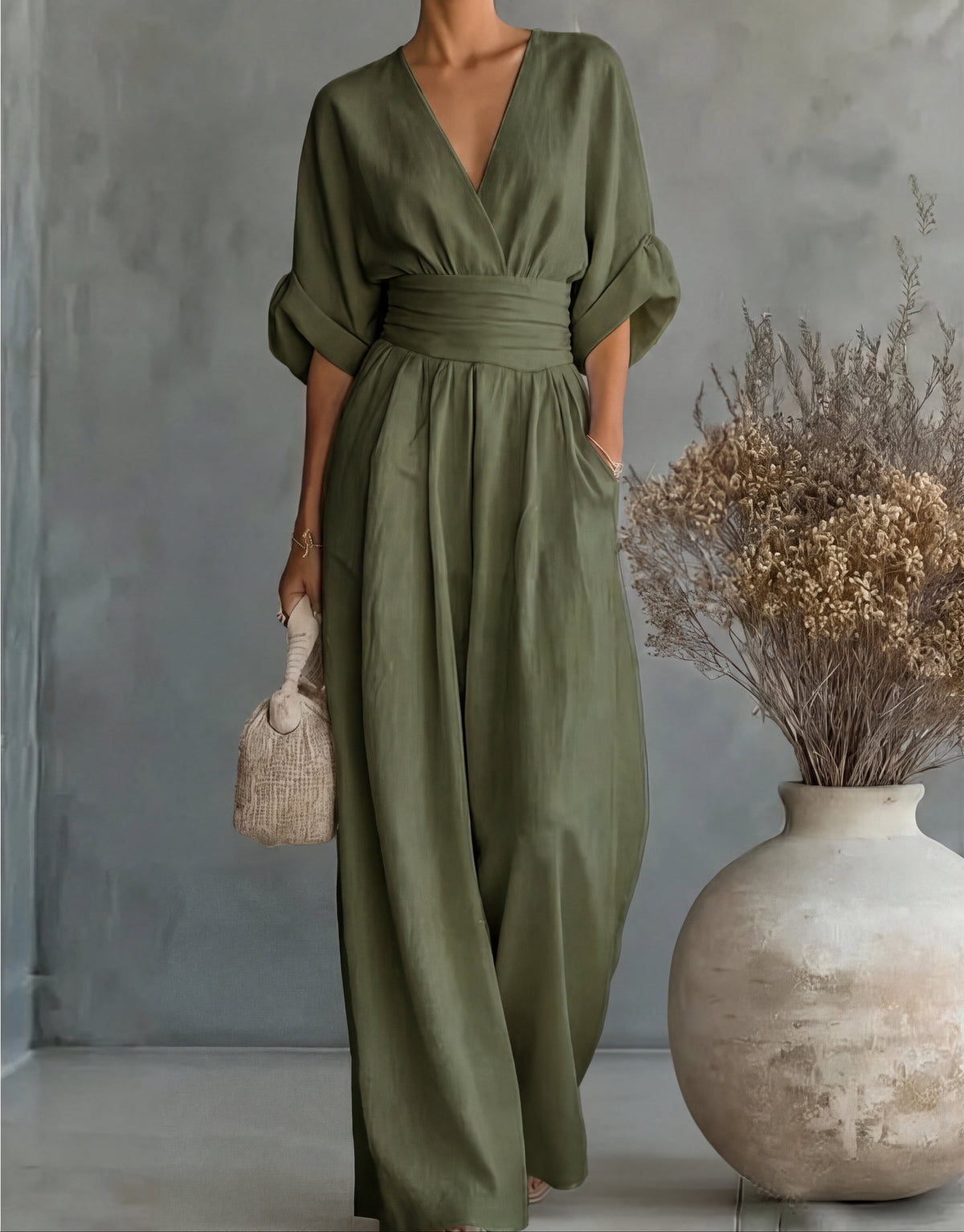 Daniela - Elegant V-neck Jumpsuit with Wide Legs