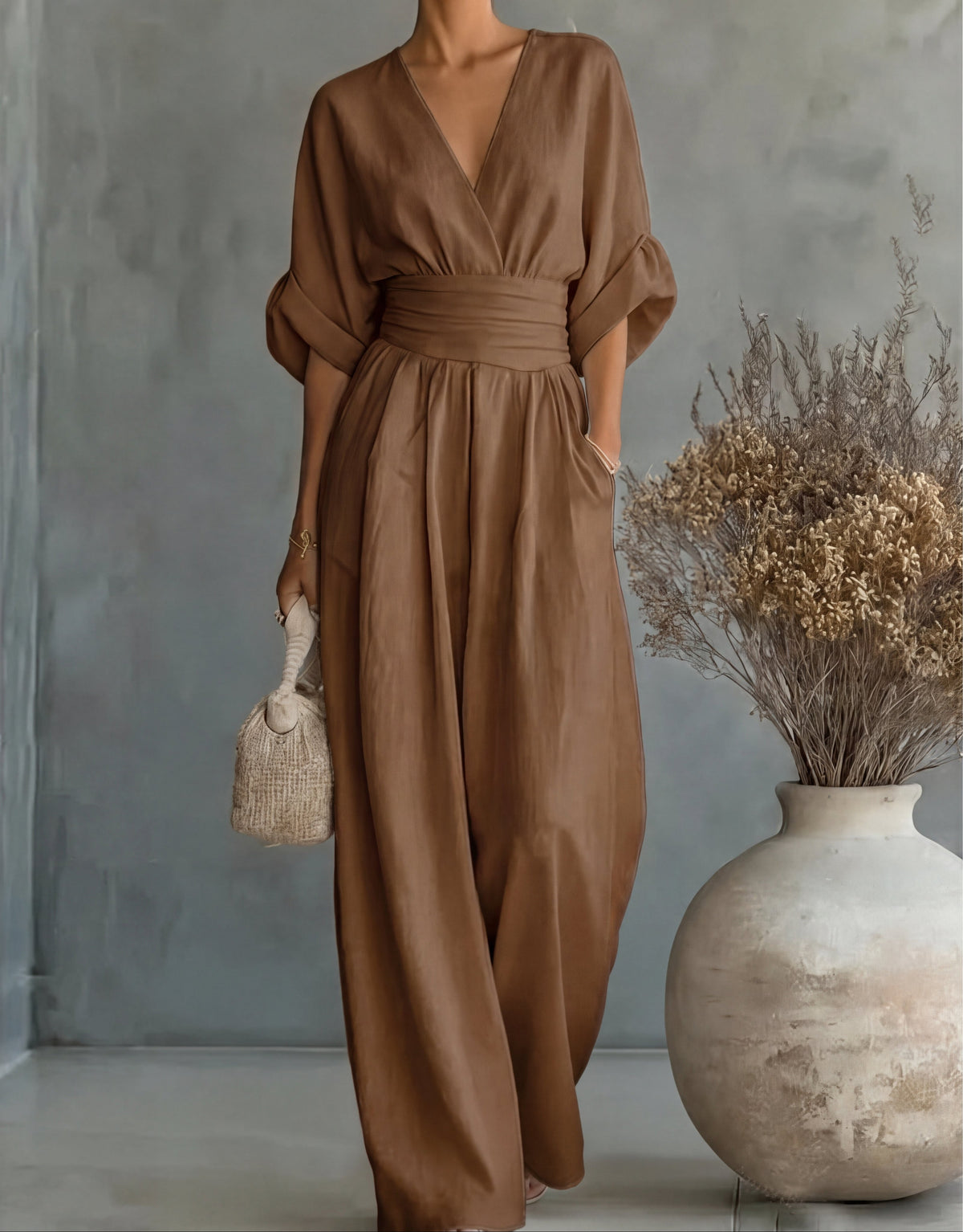 Daniela - Elegant V-neck Jumpsuit with Wide Legs