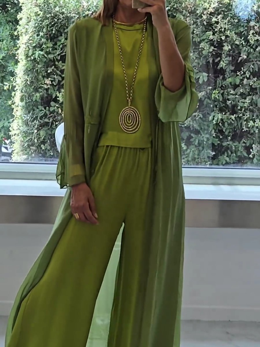 Lysoria - Stylish and Cozy Ensemble