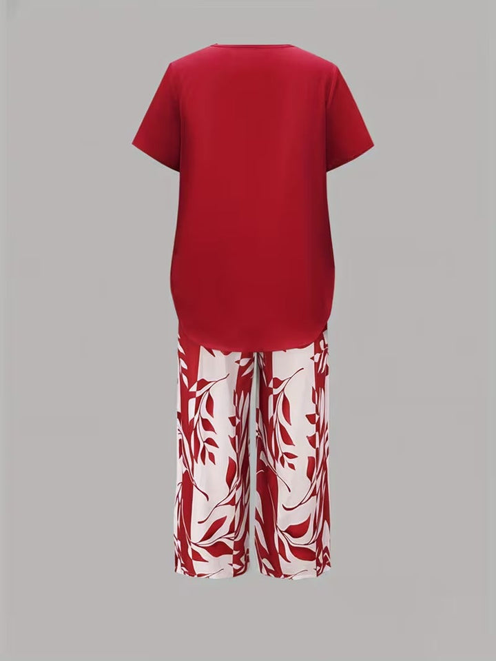 Avy™ | Casual Two-Piece Set with Leaf Print