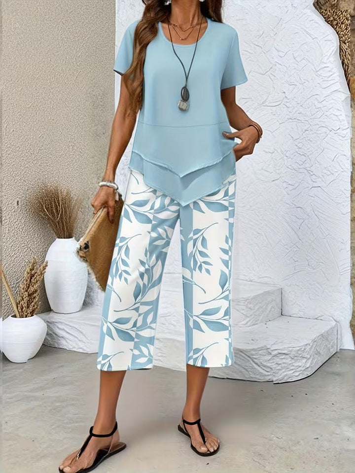 Avy™ | Casual Two-Piece Set with Leaf Print