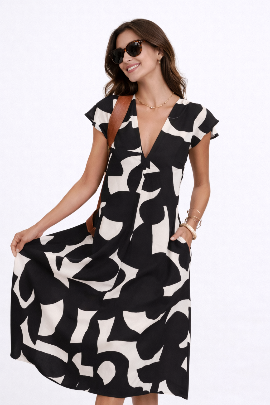 Camelia | Fluid midi dress with vibrant print